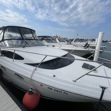 2005 Regal 3360 Window Express